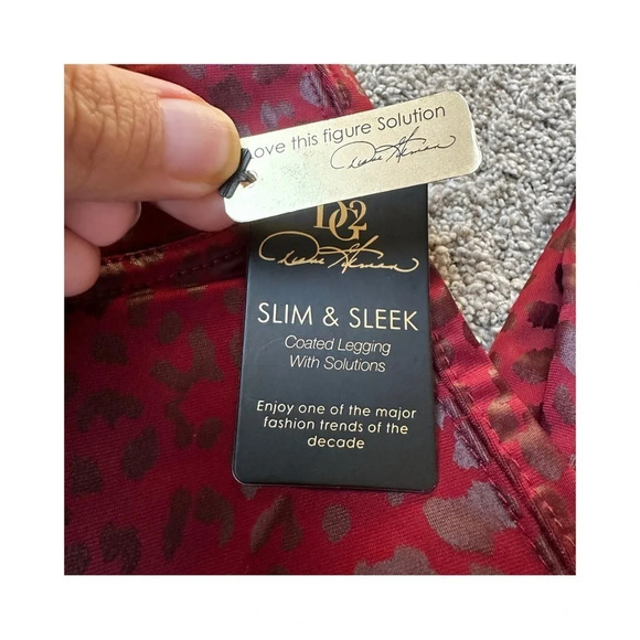 NEW! Slim & Sleek Animal Printed Coated Legging, Red Wine Leopard - 5x P… - Picture 4 of 6